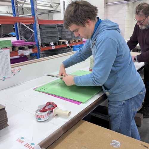 Manudata handling ©PHaedrich - Manufast