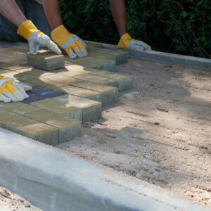 Vos travaux de dallage et pavage avec une ETA ?