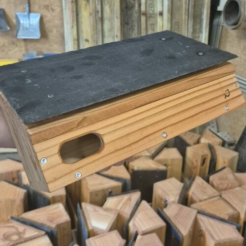 Fabrication maisonnette oiseaux - Ferme nos Pilifs