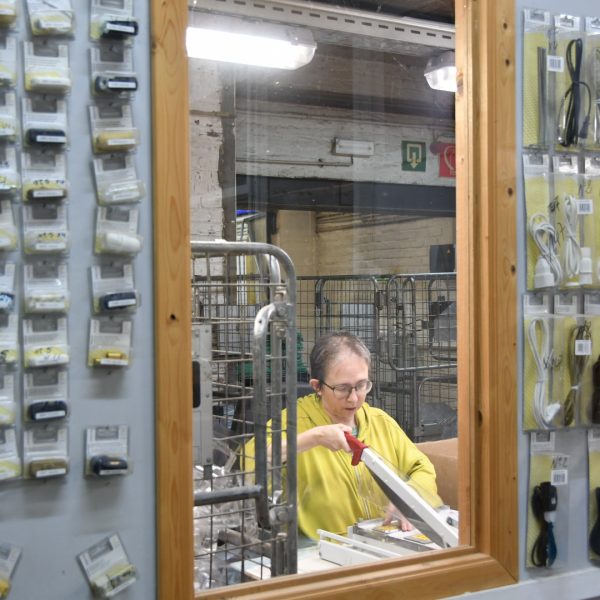 APRE Services propose de la manutention