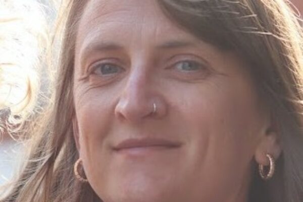 Séverine BUYSE Rédacteur communal Responsable du journal Anderlecht